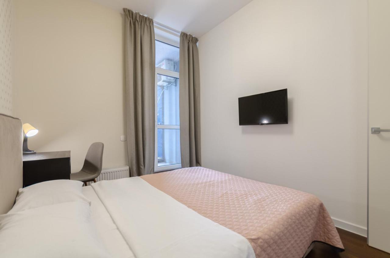 Petrovdom 408-467-471-277-377 In Central Park Cozy Apartments Kiev Ngoại thất bức ảnh
