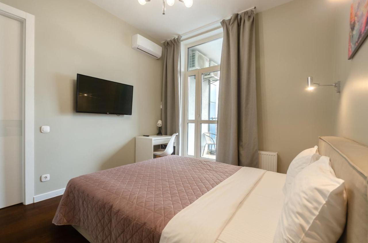 Petrovdom 408-467-471-277-377 In Central Park Cozy Apartments Kiev Ngoại thất bức ảnh